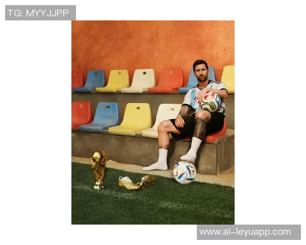 梅西社交媒体分享2026年世界杯用球宣传照引发热议